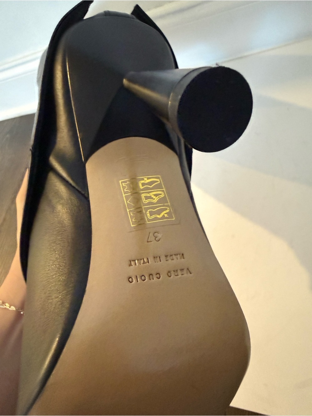 Vero Cuoio Black Over-the-Knee Pointed Stiletto Boots - Picture 7 of 9